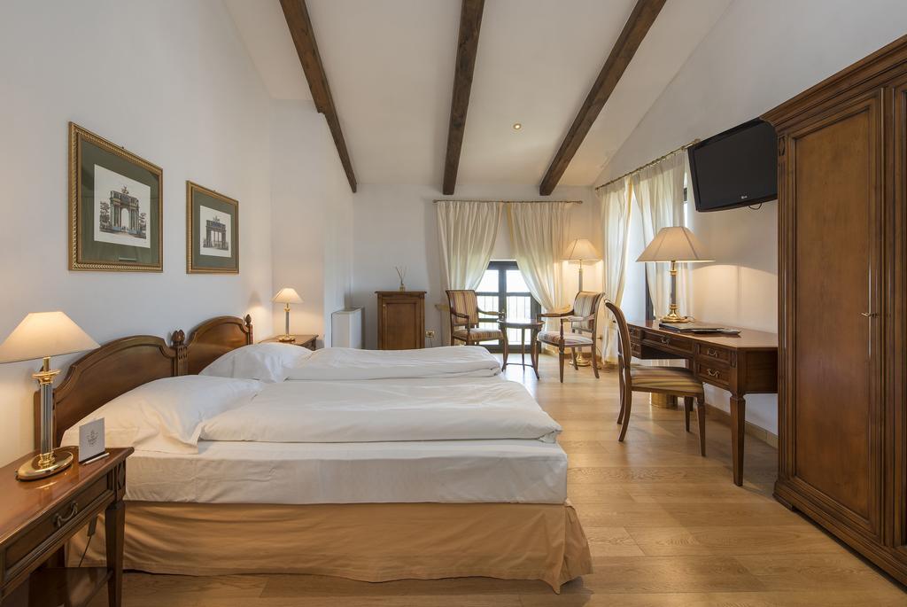 Sunstar Hotel Piemont Castello Di Villa Isola d'Asti Pokój zdjęcie